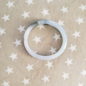 vintage oval jade bangle